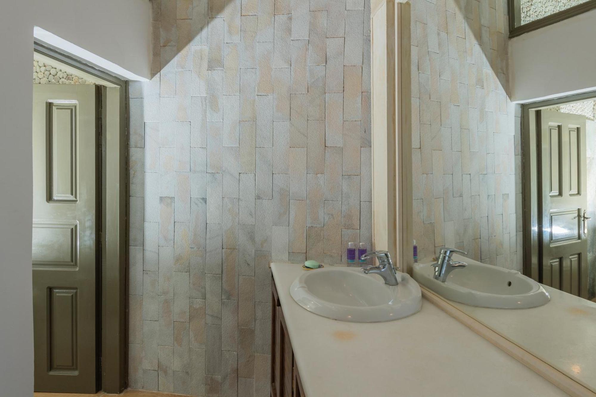 Anthos Caldera Suites Тира Экстерьер фото